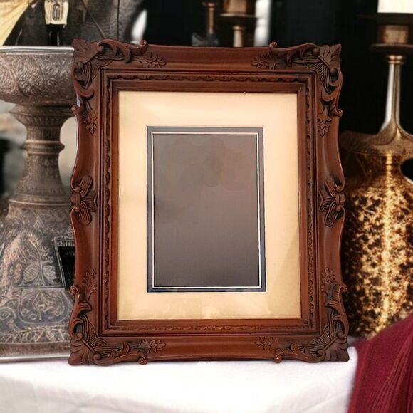 Ornate Faux Wood Picture Frame Photo Brown Vtg 70s Realistic Victorian Witchy - Picture 15 of 16
